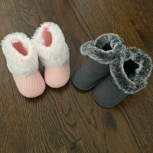 Never worn 3-6 month boots with fur